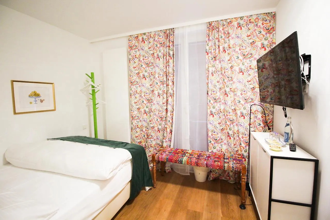 ***  das kleine Hotel in München Alemania